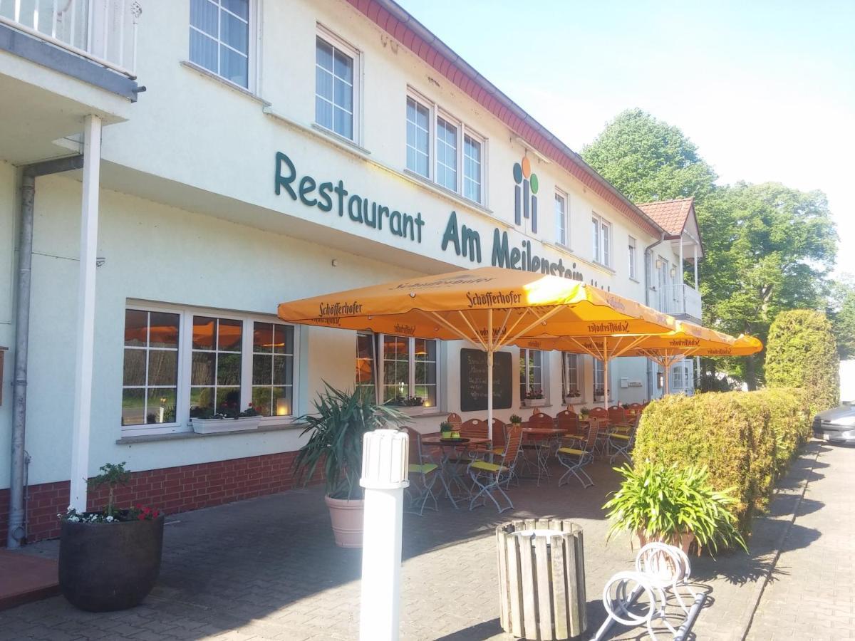 Hotel Am Meilenstein Dunkelforth ภายนอก รูปภาพ