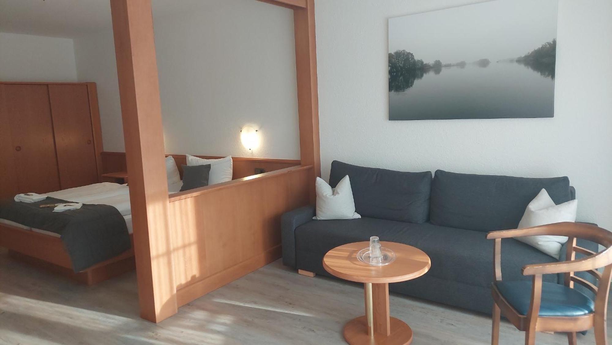 Hotel Am Meilenstein Dunkelforth ภายนอก รูปภาพ