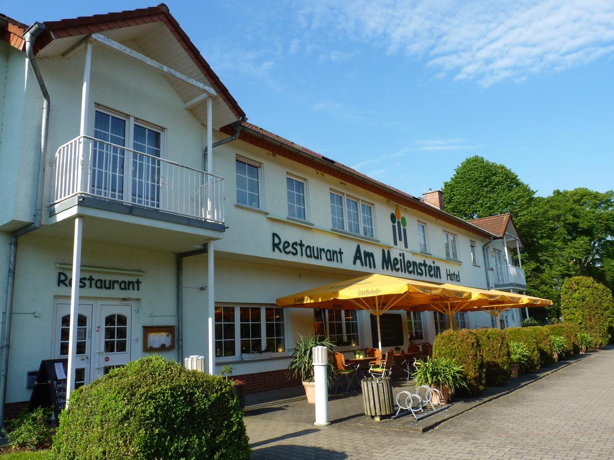 Hotel Am Meilenstein Dunkelforth ภายนอก รูปภาพ