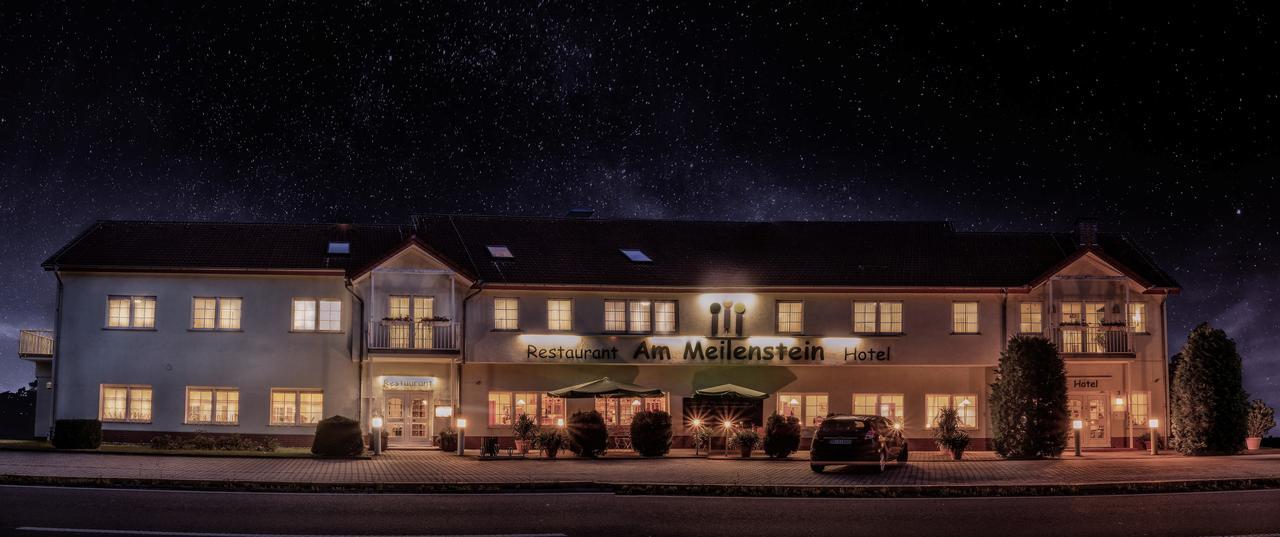 Hotel Am Meilenstein Dunkelforth ภายนอก รูปภาพ